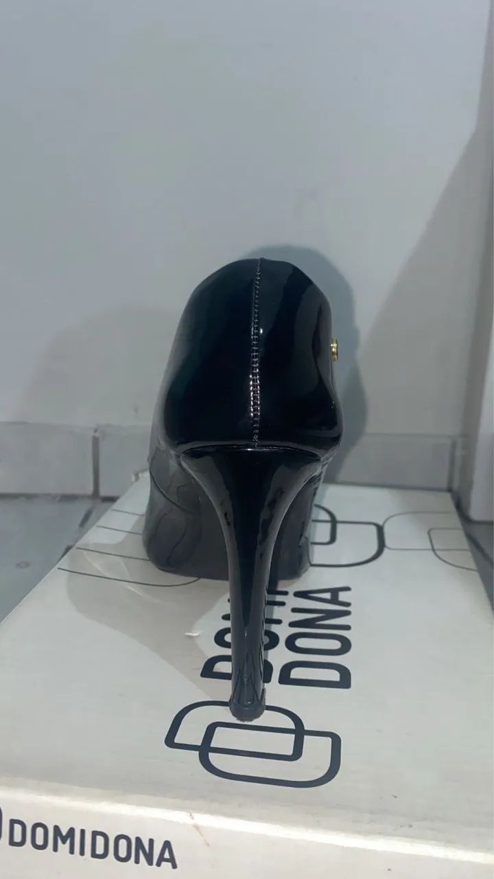 Scarpin Preto Verniz - Foto 2