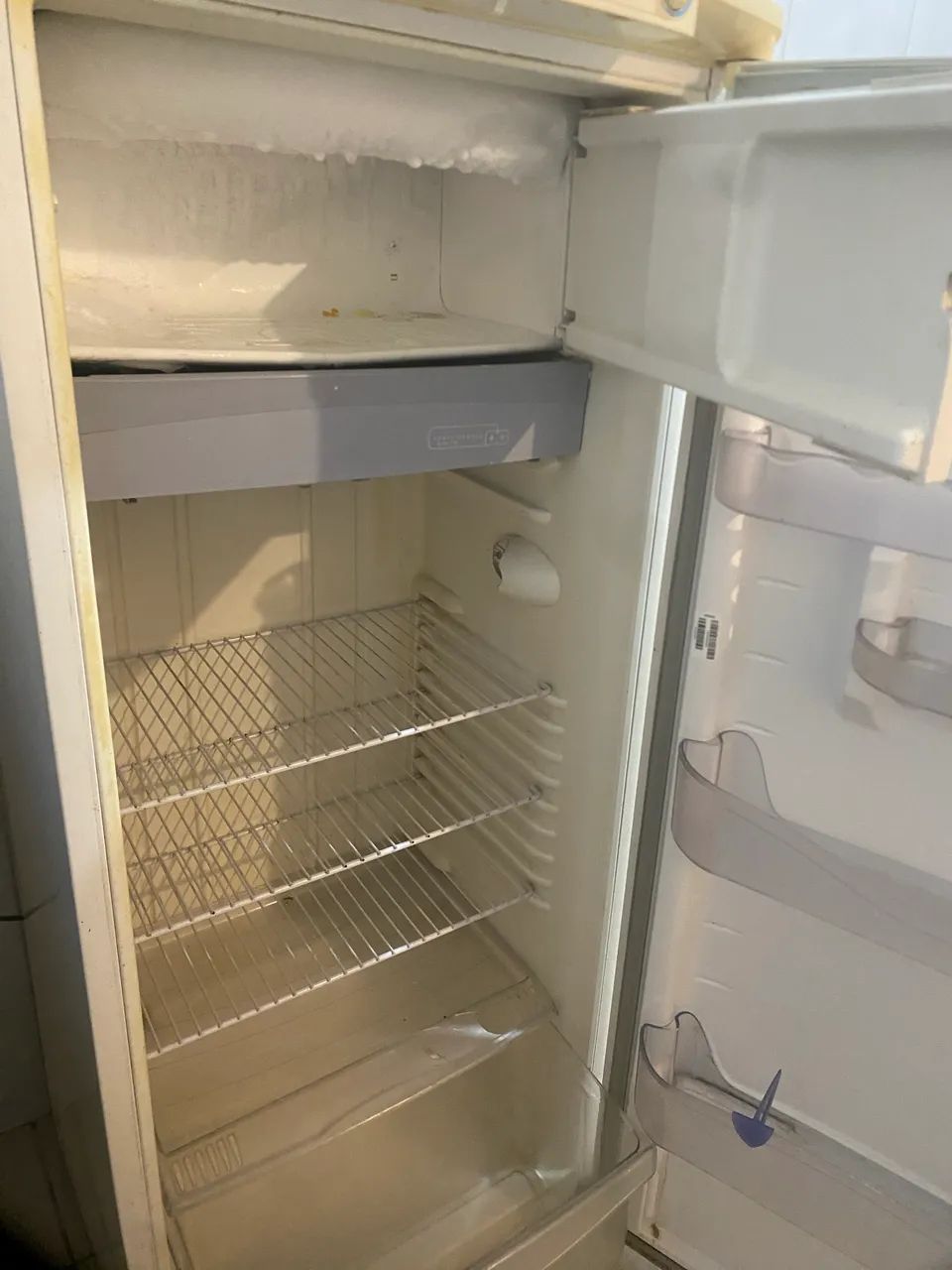 Vendo geladeira usada