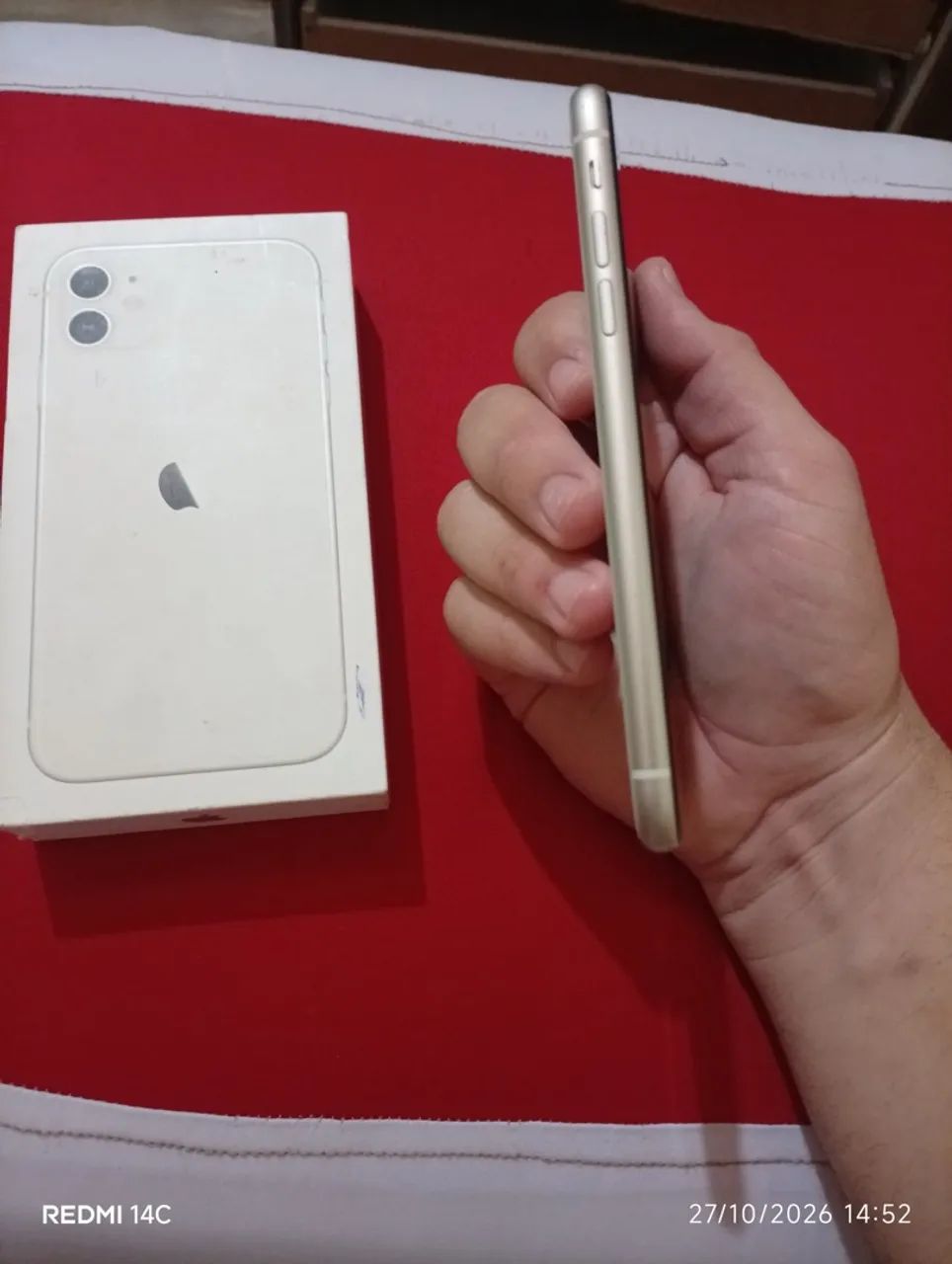iPhone 11 128 gigas todo original + caixa  - Foto 3