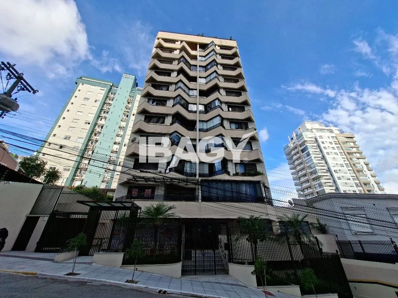 Excelente Apartamento 3 dormitório(s) em Centro - Florianópolis - Foto 2