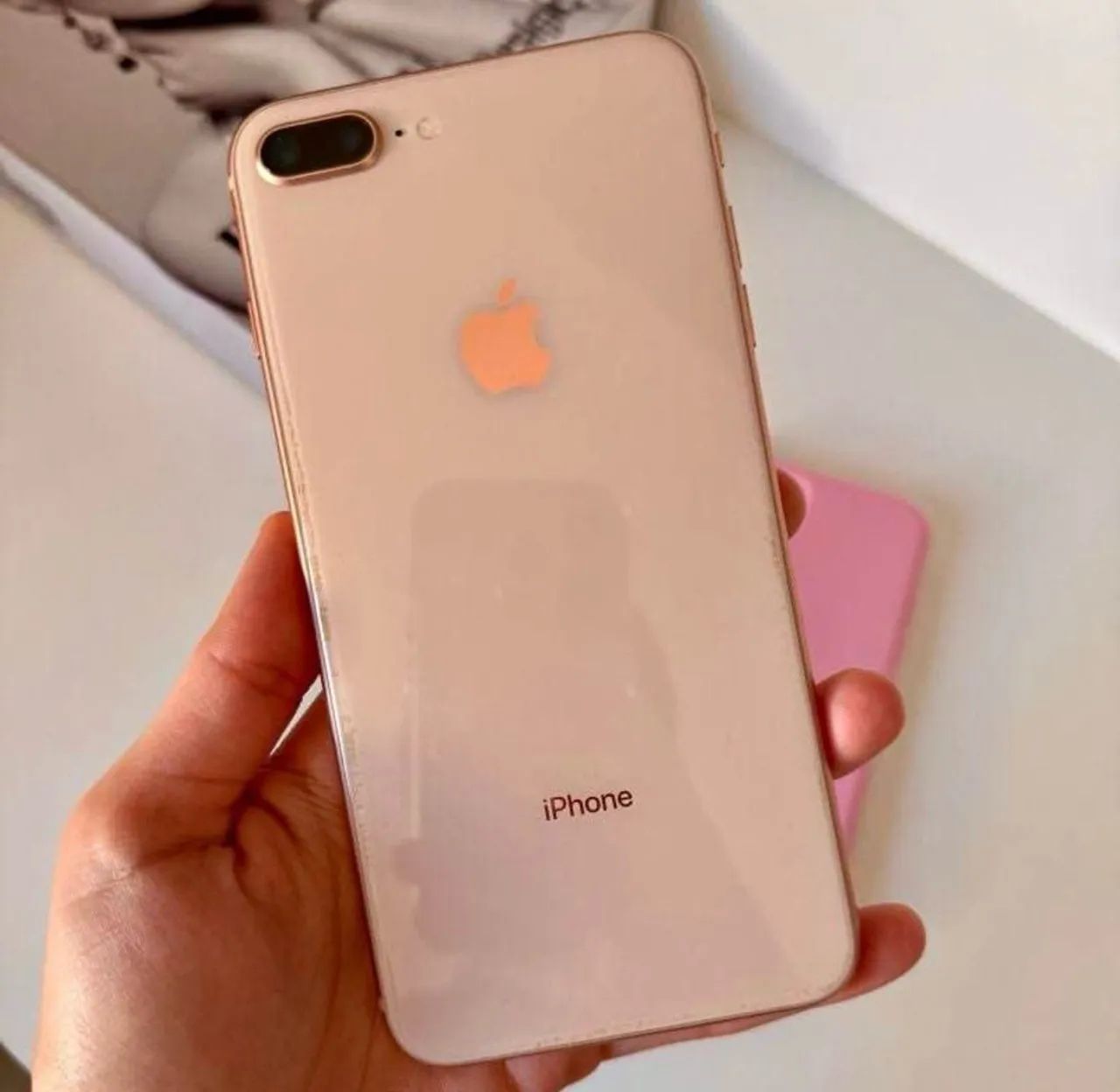 iPhone 8 Plus 