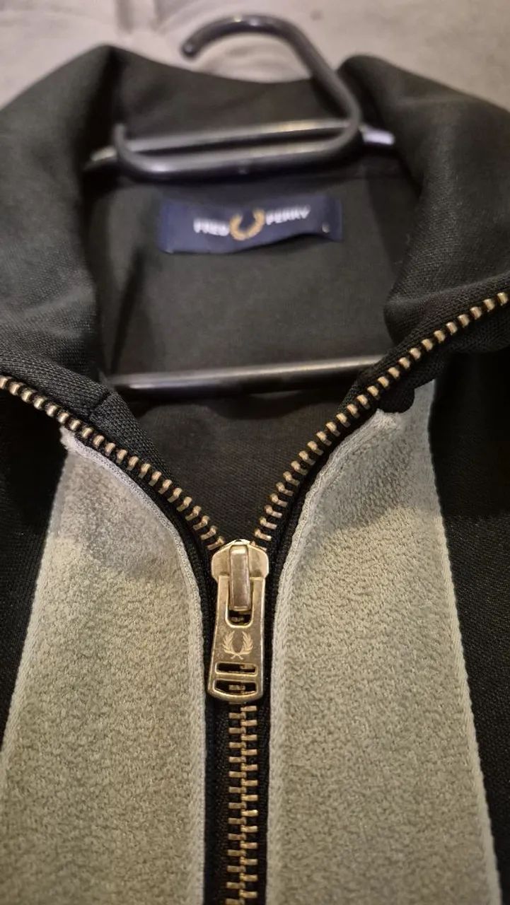 Oportunidade!! Casaco Fred Perry novíssimo  - Foto 3