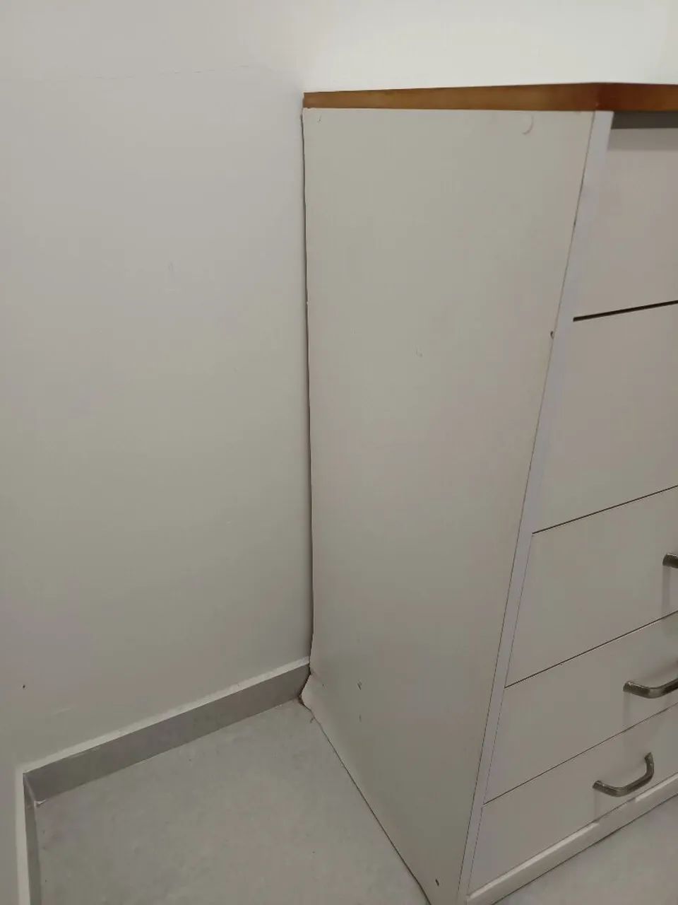 Cômoda 200$