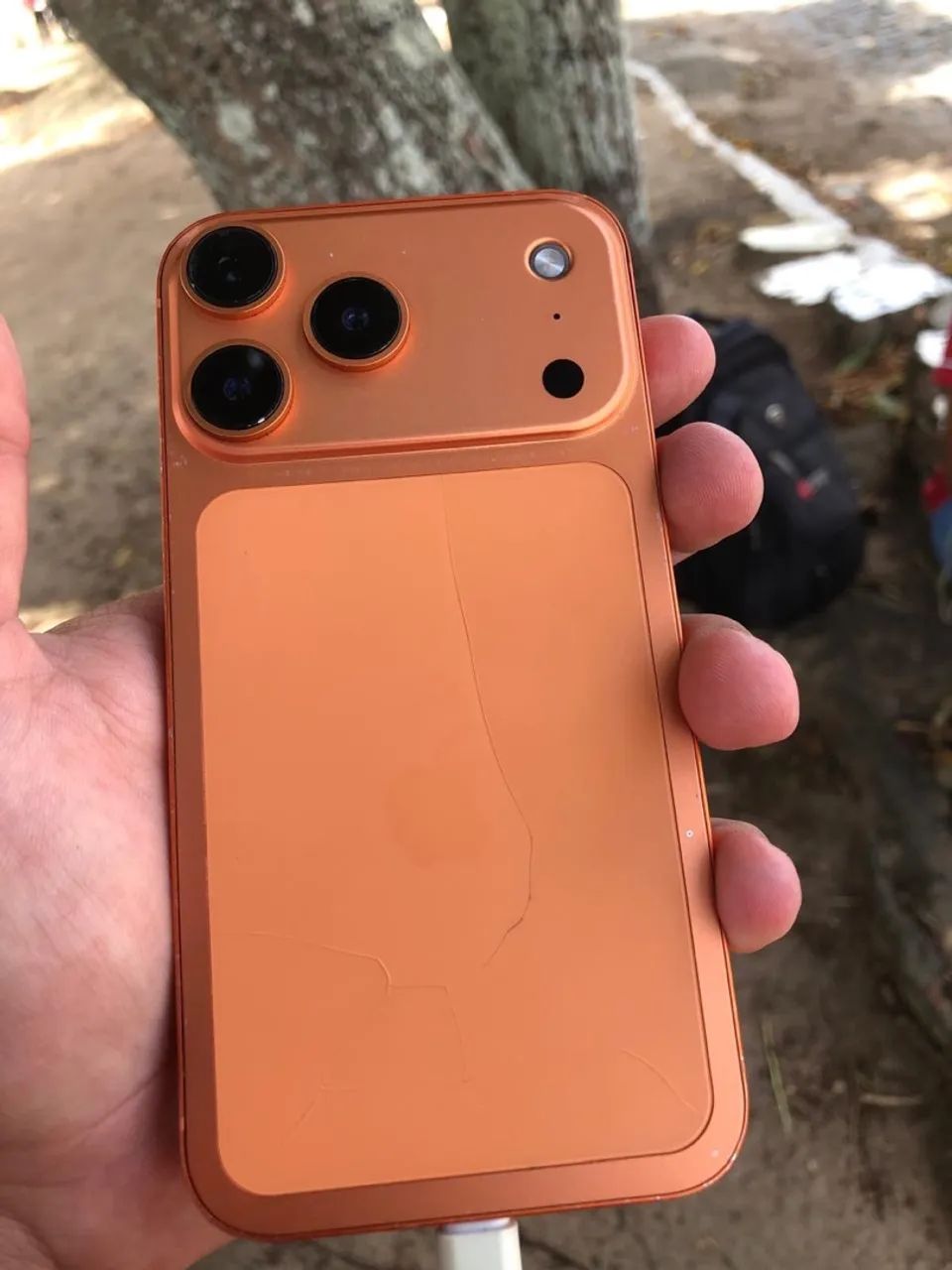 iphone 11 com a carcaça do 17 pro 256gb - Foto 5