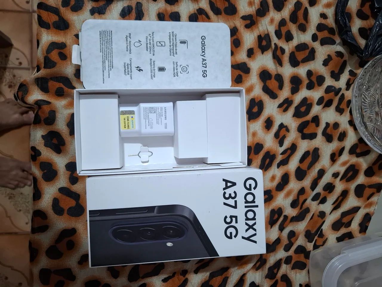Samsung A37 5G 256GB  - Foto 2