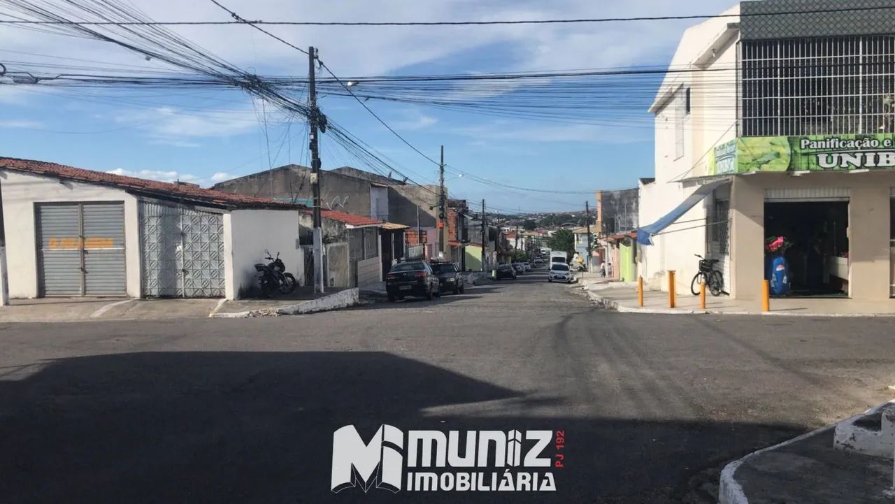 Vende-se Imóvel com 4 casas no bairro América - Foto 4
