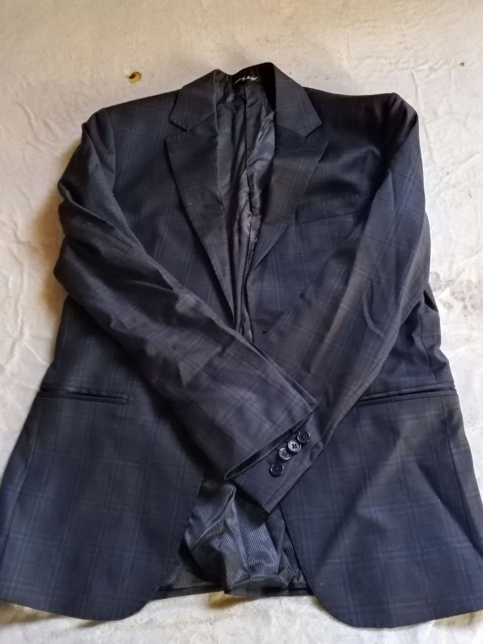 Blazer e calça social azul marinho com listra branca - Foto 2