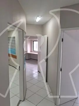Duas salas comerciais conjugadas para locação no Edifício Diplomata, no bairro Aldeota. Am - Foto 5