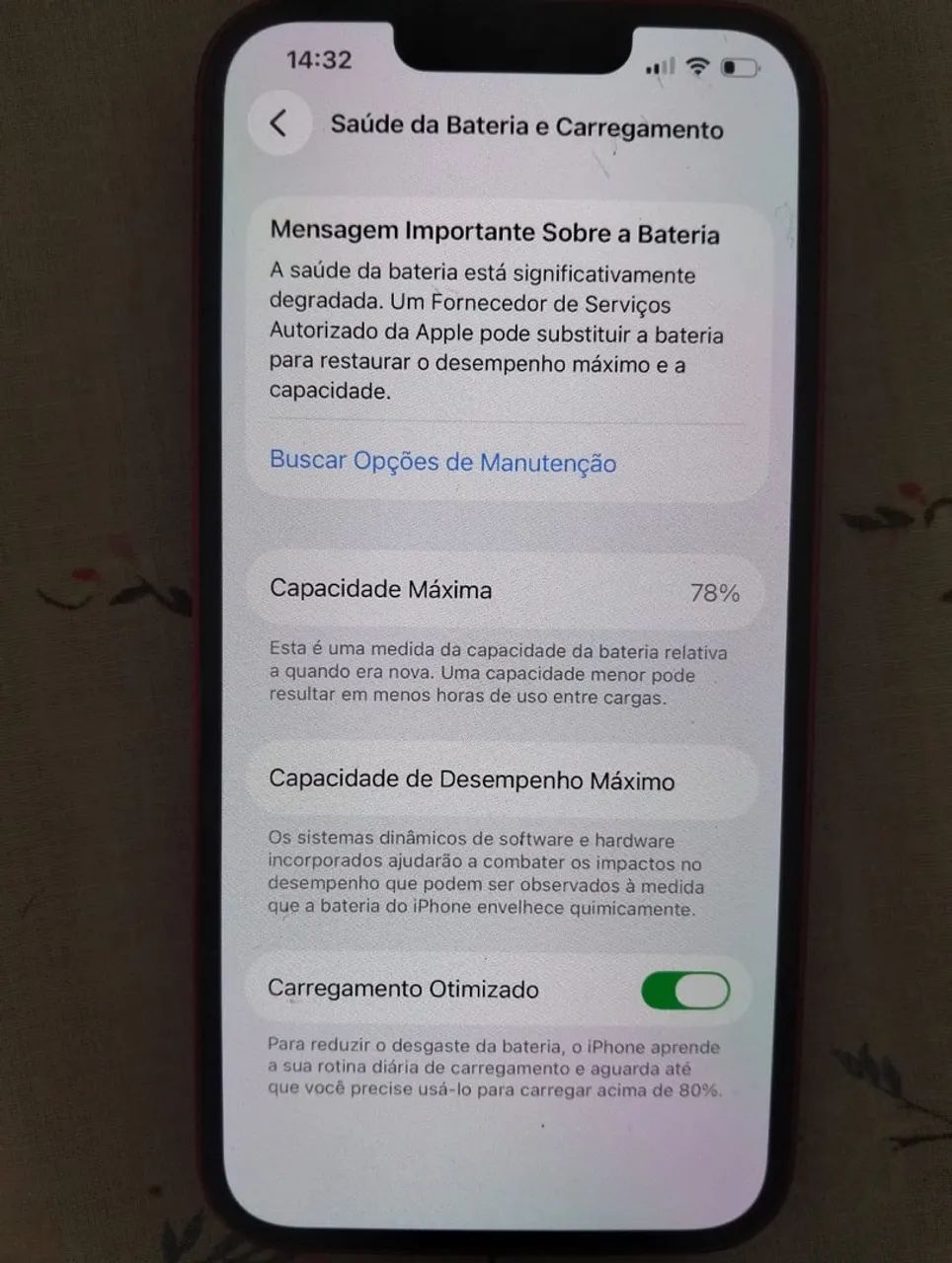 Celular semi novo (iPhone 13)