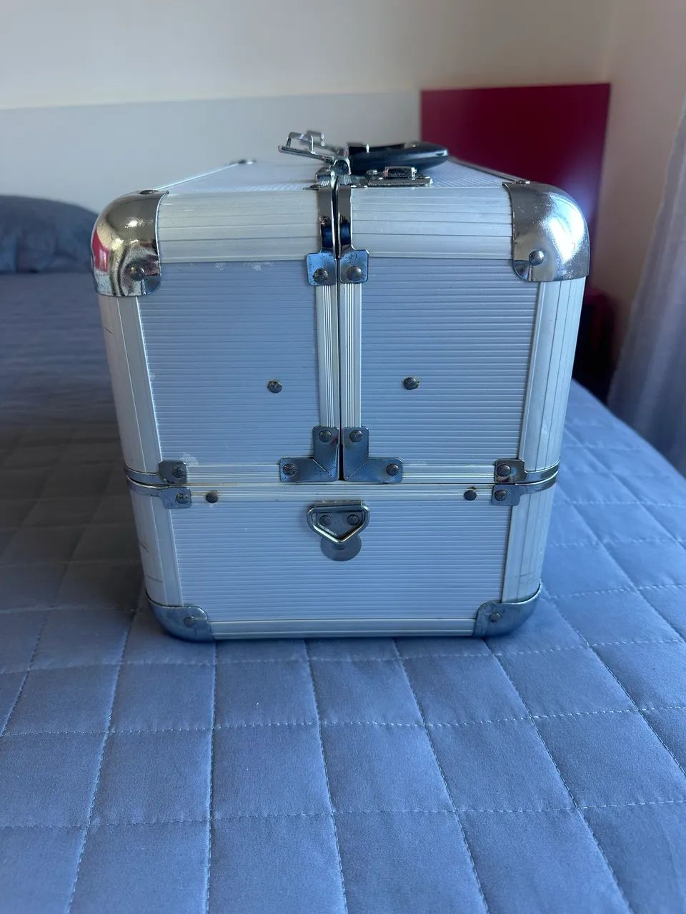 Maleta profissional de maquiagem de aço aluminio grande - Foto 2