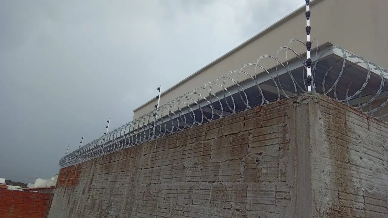 CERCA ELÉTRICA PADRÃO INDUSTRIAL * - Foto 2