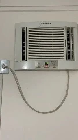 Ar condicionado Eletrolux 7500 BTU - Foto 2