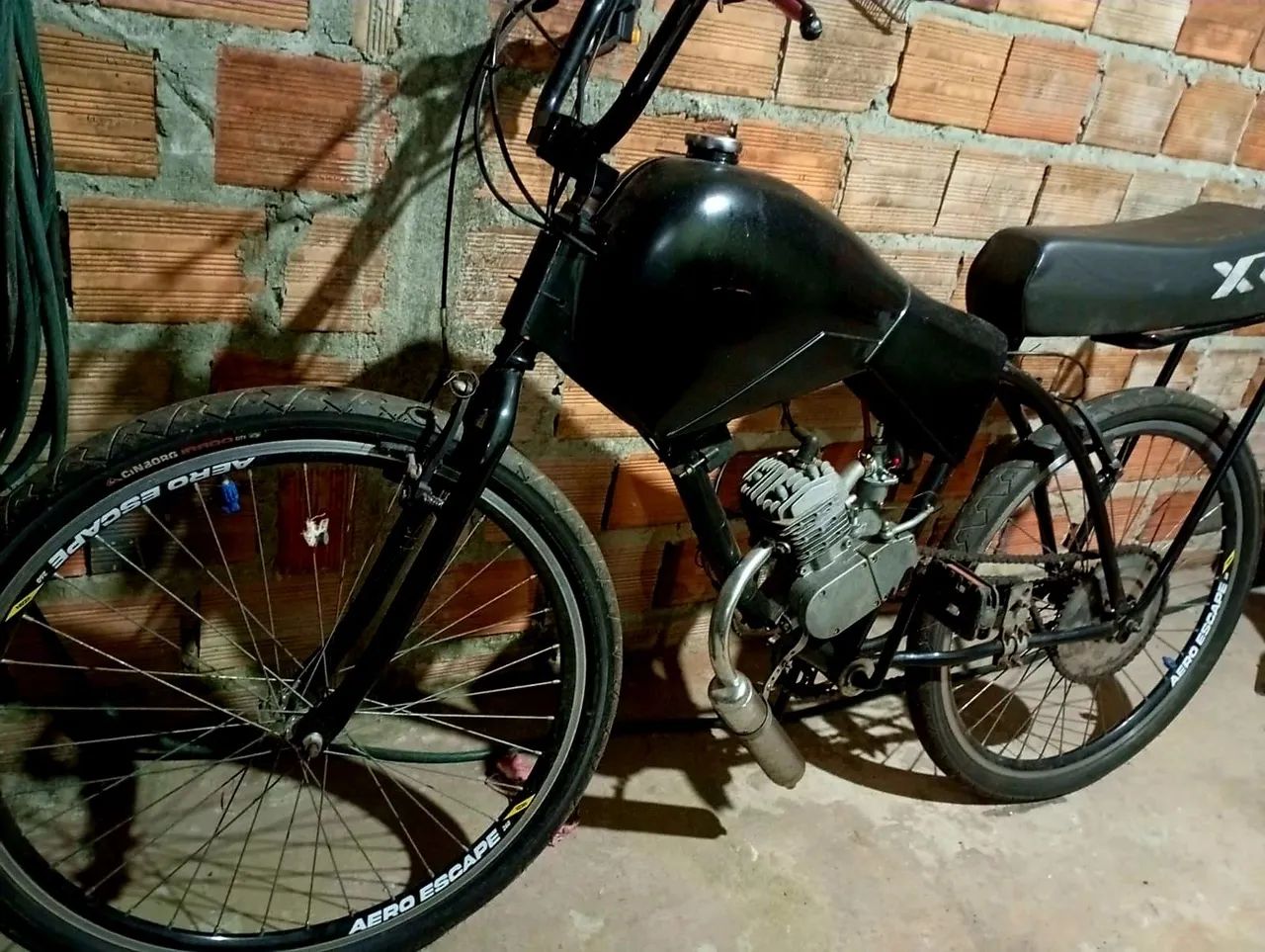 Vende-se bicicleta motorizada 