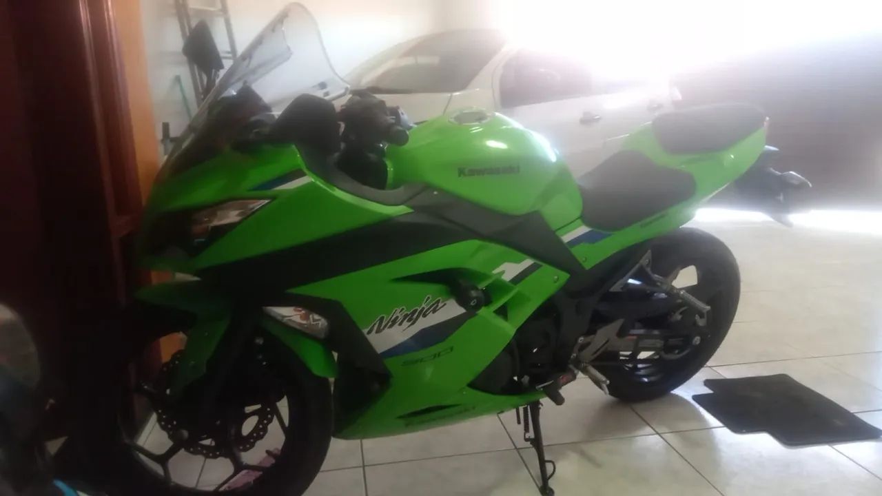NINJA 300 ABS 2026 com só 264 KM  - Foto 5