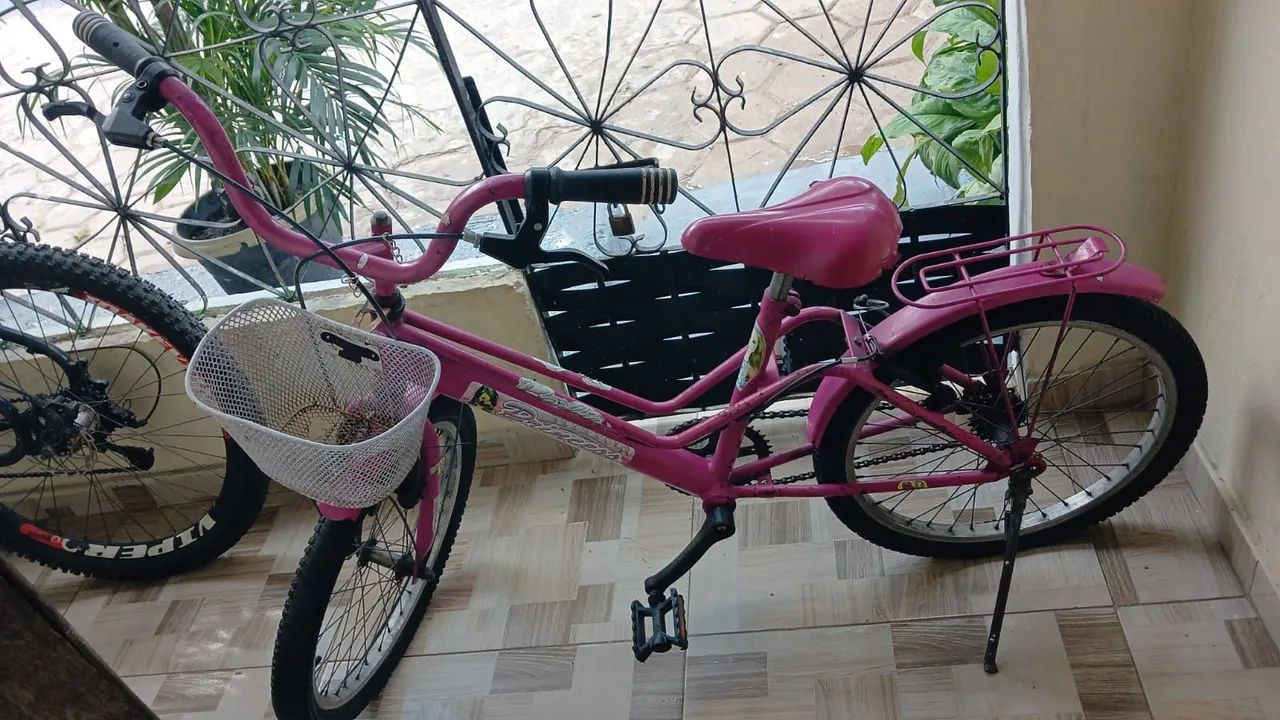 Bicicleta aro 20, só pegar e andar