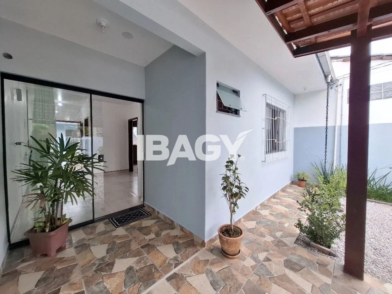 Excelente Casa 2 dormitório(s) em Fundos - Biguaçu - Foto 5