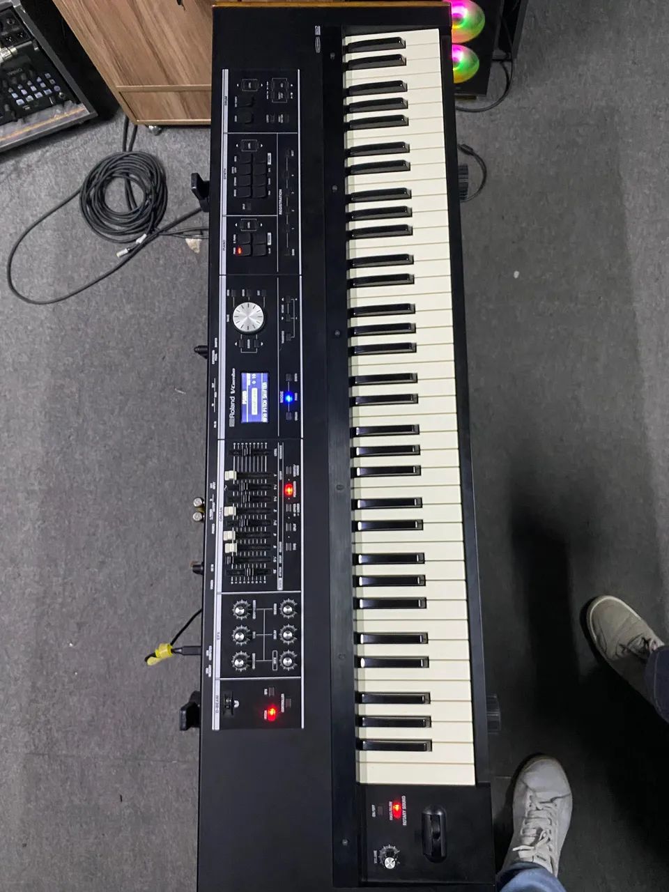 Roland VR-730  - Foto 2
