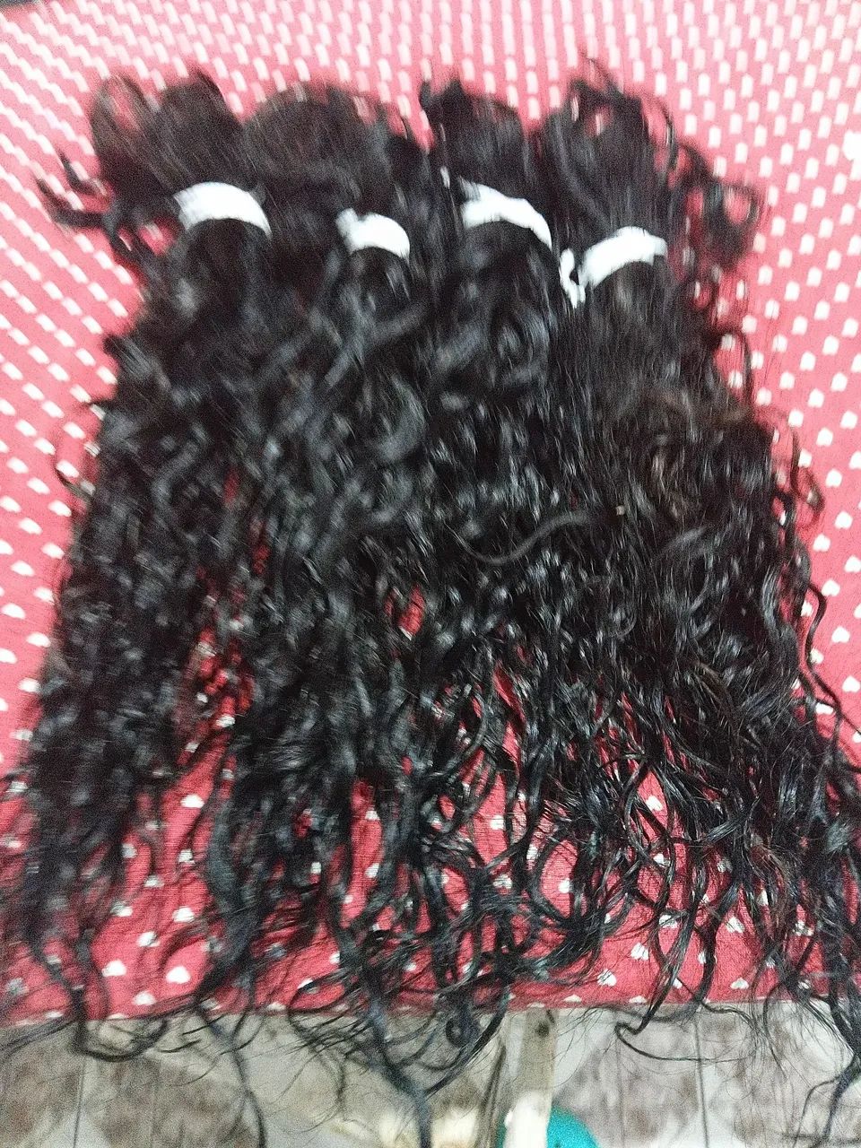 Vendo este cabelo humano 35 centimetro 250grama