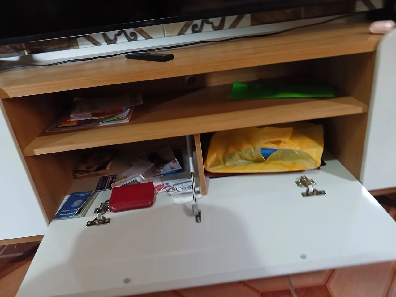 vendo TV 75' com raque  - Foto 2