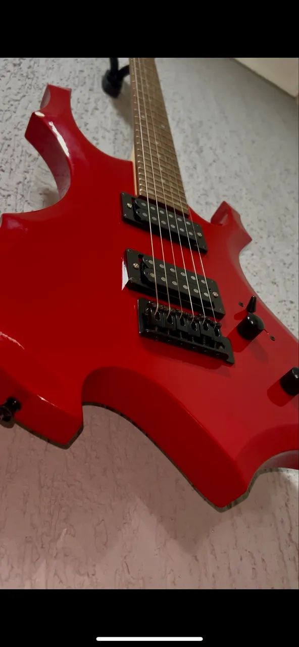 Guitarra Warlock + pedais + cubo!!! - Foto 2