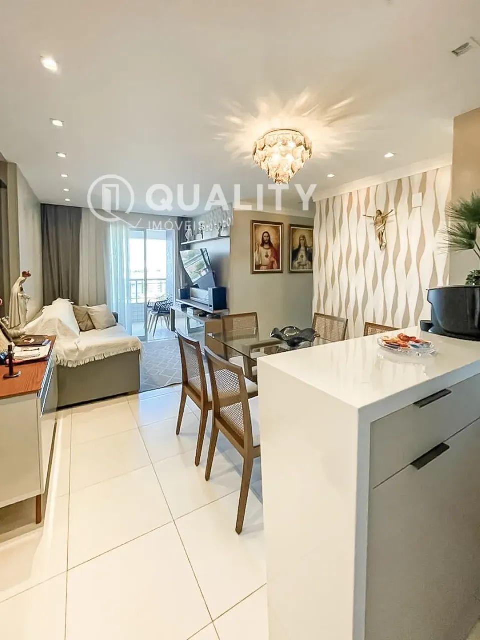 Apartamento na Parquelândia com 3 suítes, de 92 m²