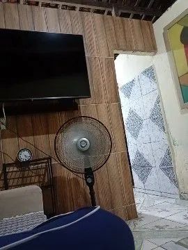 Vendo uma TV LG 50 polegadas valor 1,900 reais 