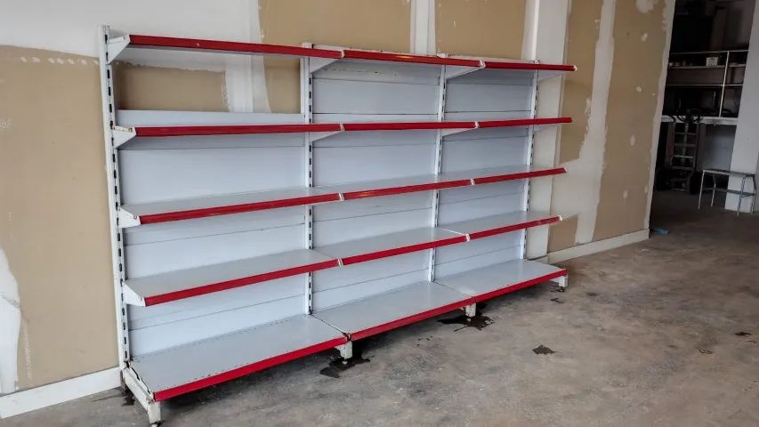 Gôndolas de parede 3m