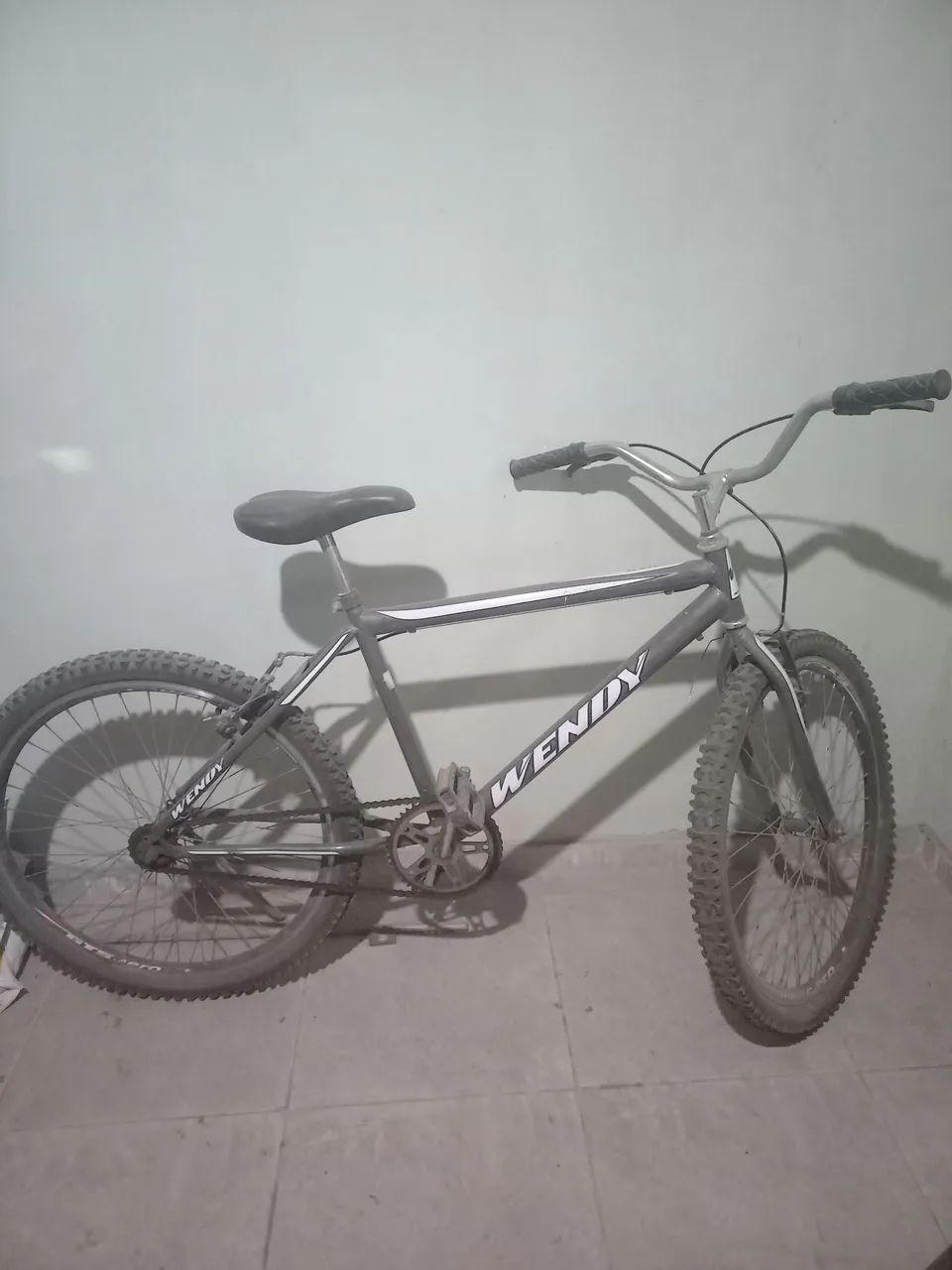BICICLETA WENDY SEMI NOVA.