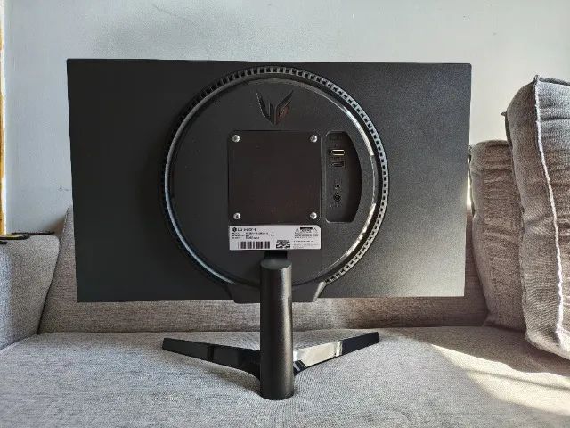 MONITOR LG ULTRAGEAR 24GS60F-B - Foto 2