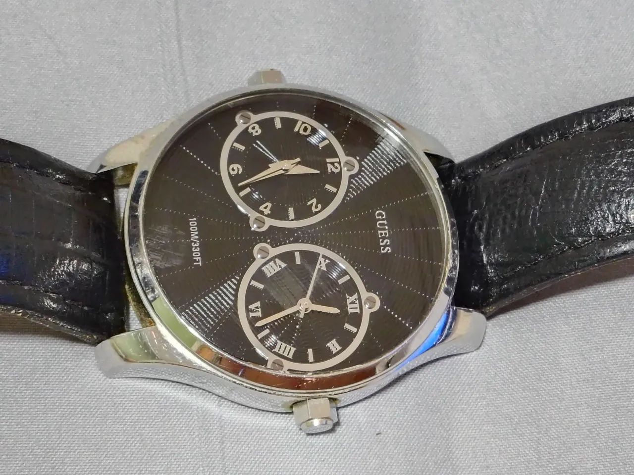 RELÓGIO GUESS DUAL TIME! IMPECÁVEL  - Foto 2