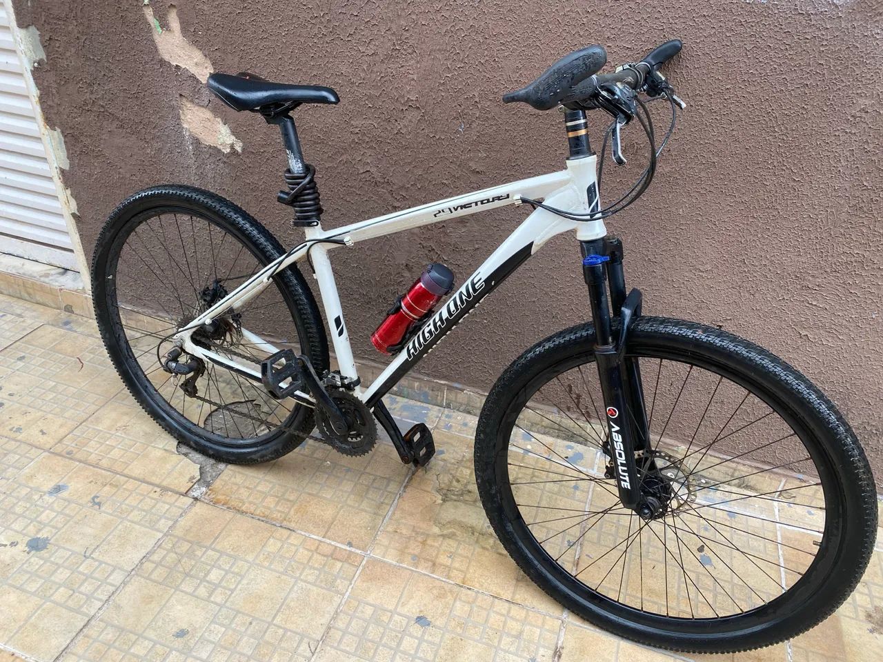 Bike HIGH ONE Aro 29 branca  - Foto 2