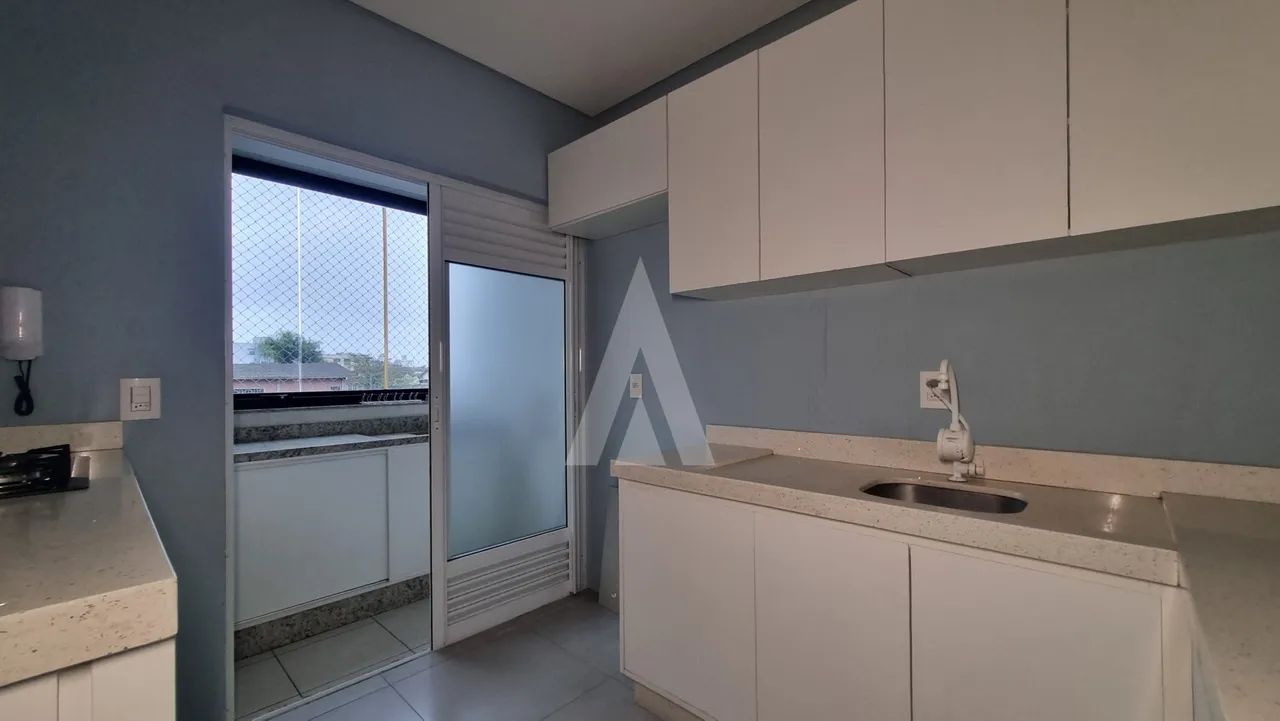Apartamento com 2 quartos, sendo 1 suíte, 116 m² e giardino - Foto 3