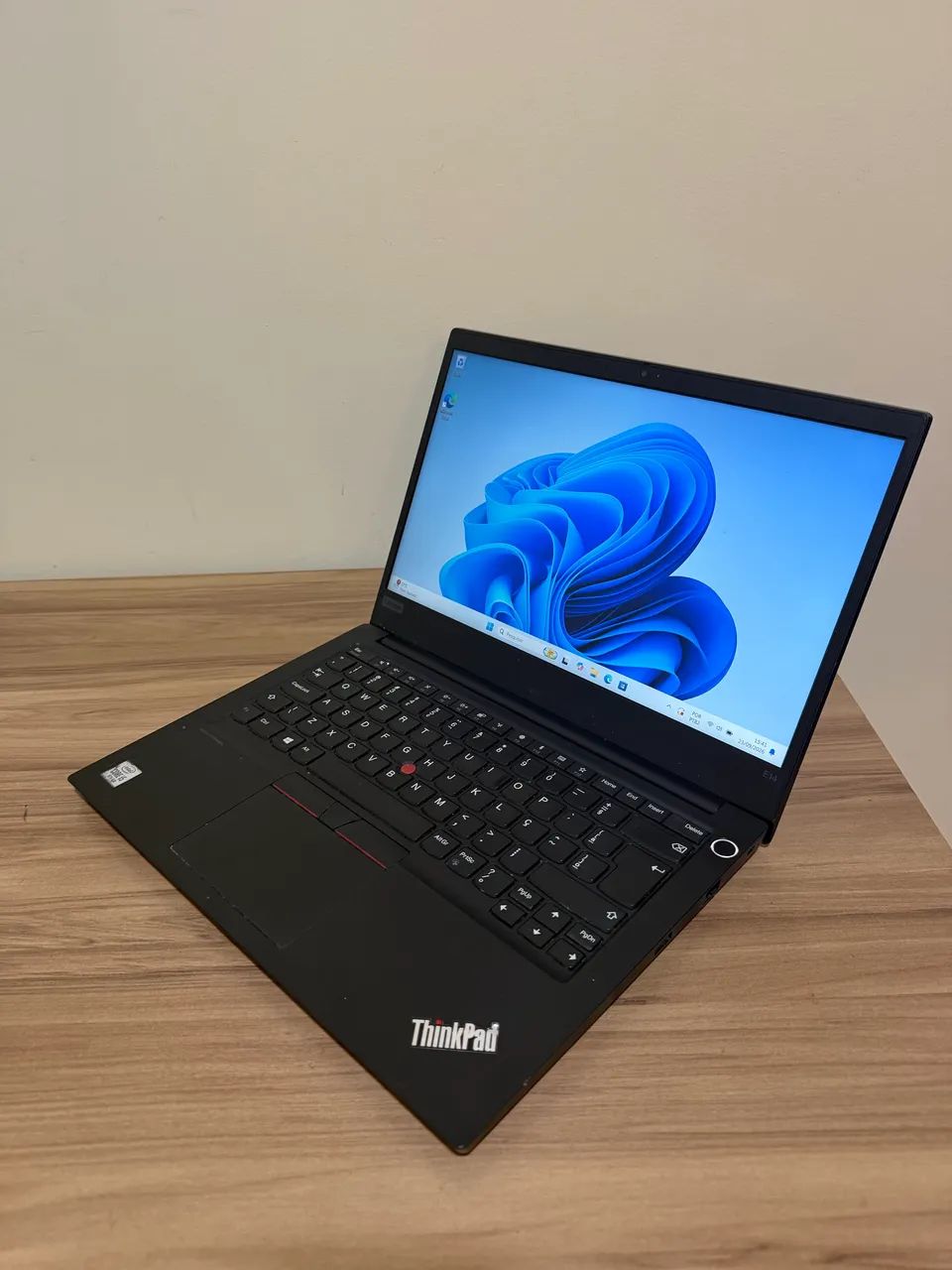 Notebook Lenovo ThinkPad i5 10ª, 8 gb , Ssd 256 - Foto 4