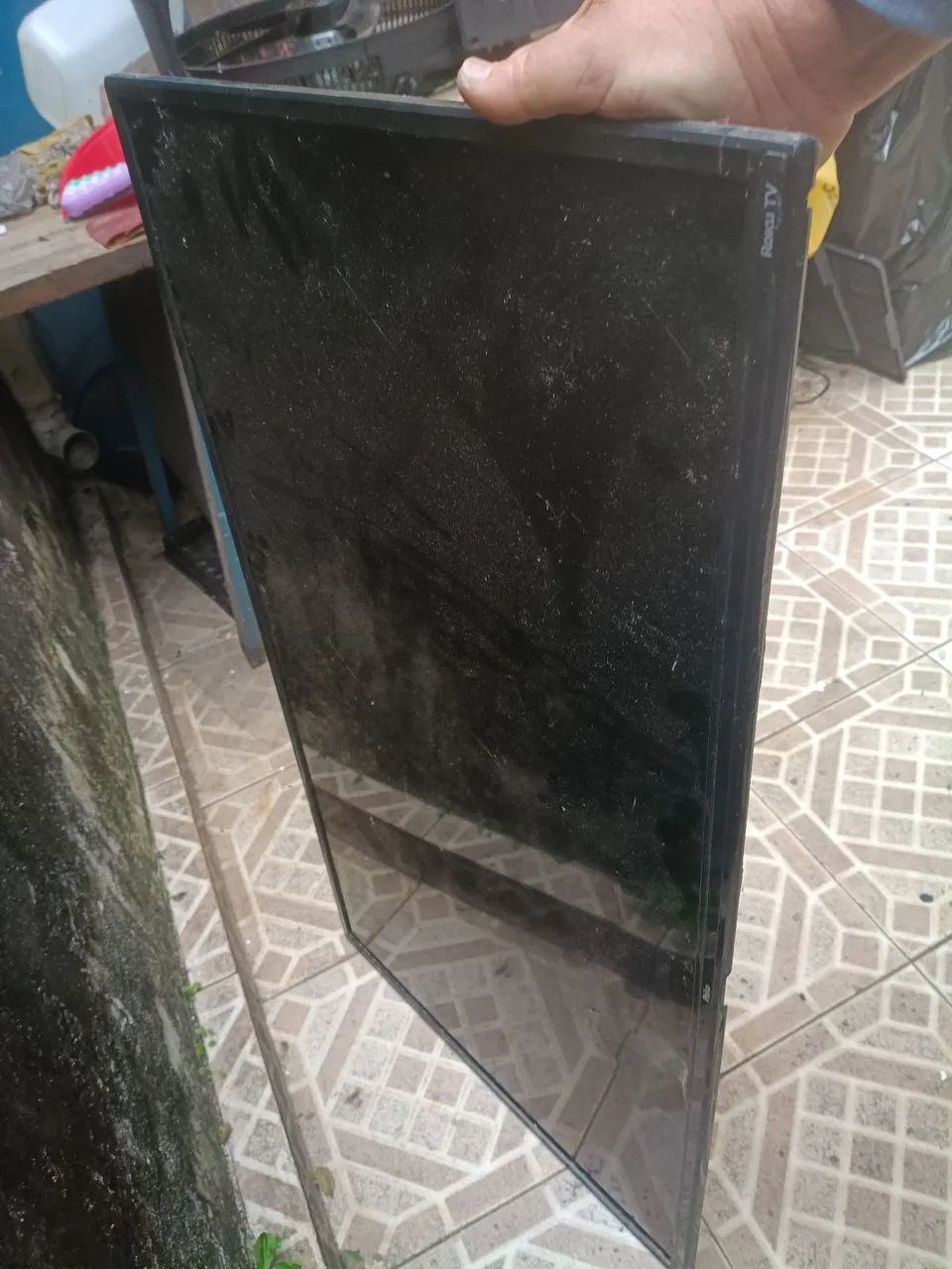 Tv Philco 42 polegadas PTV42G52RCF com tela quebrada para retirada de peças  - Foto 2