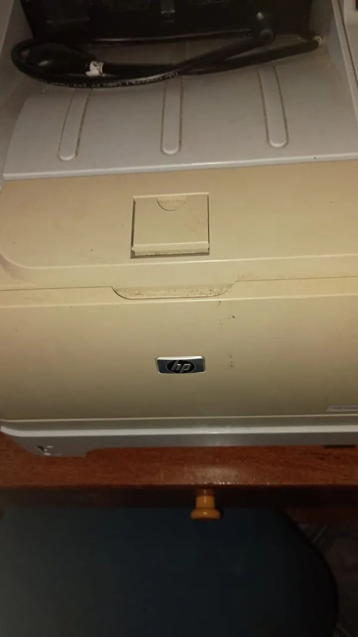 impressora,cadeira e mesa