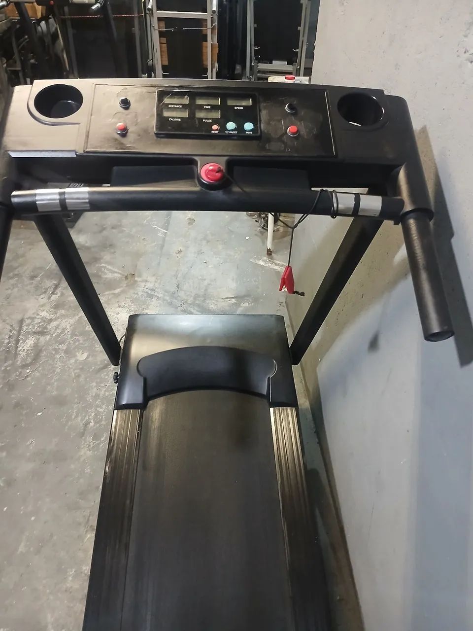 Esteira Athletic Profissional  - Foto 4