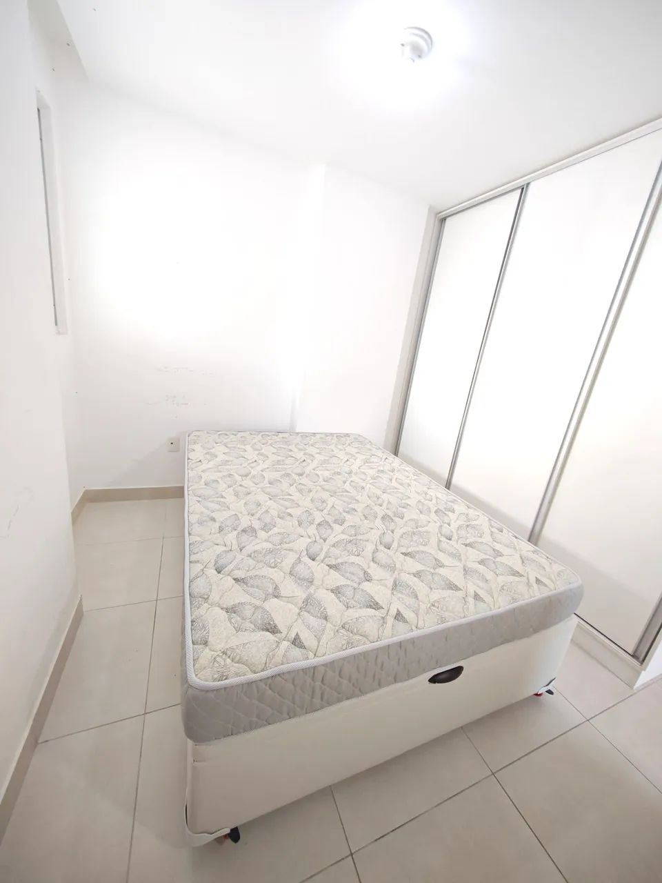 Base Baú + Colchão Castor Sleep Max D33 Casal