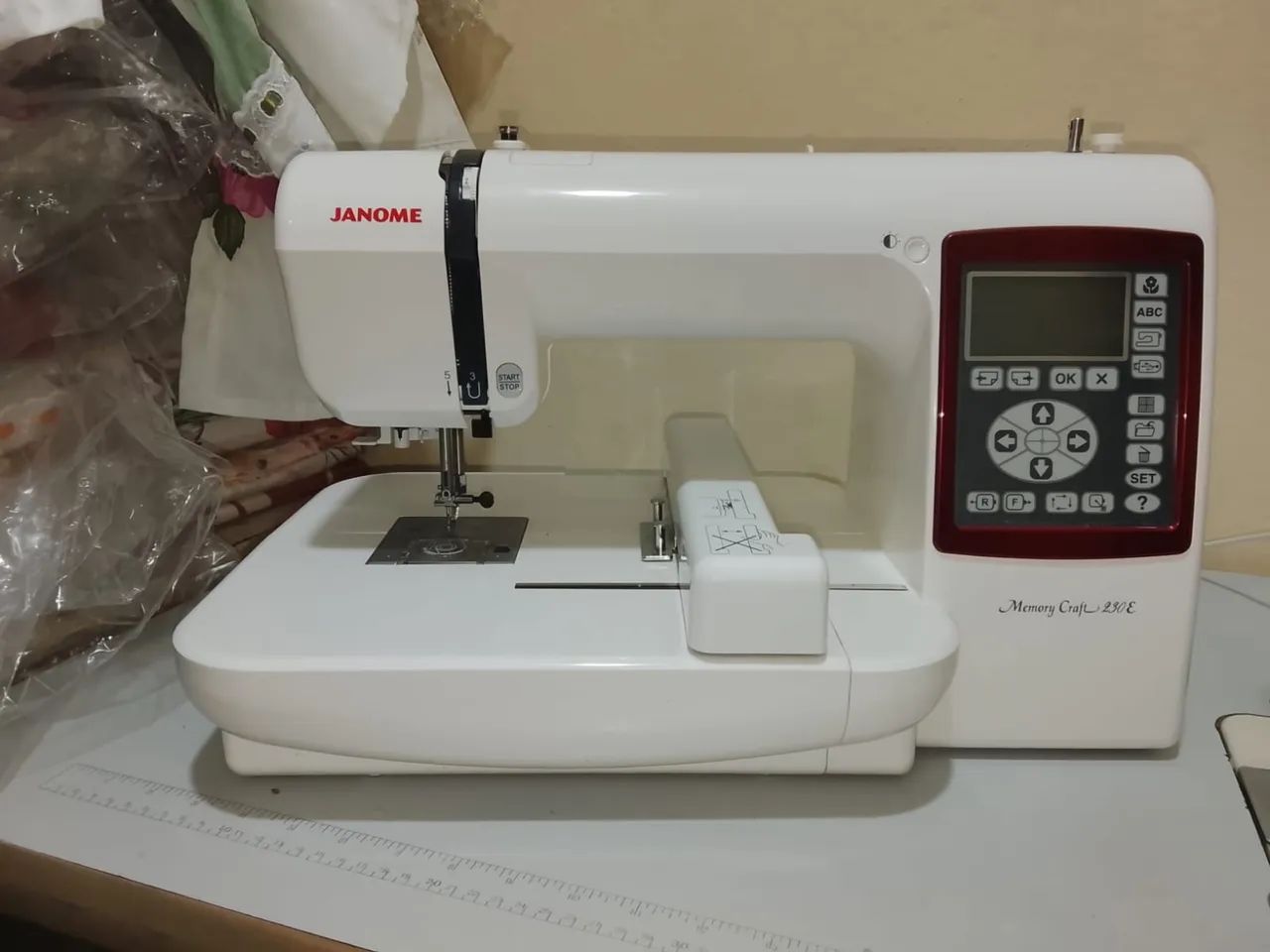Máquina de bordar 