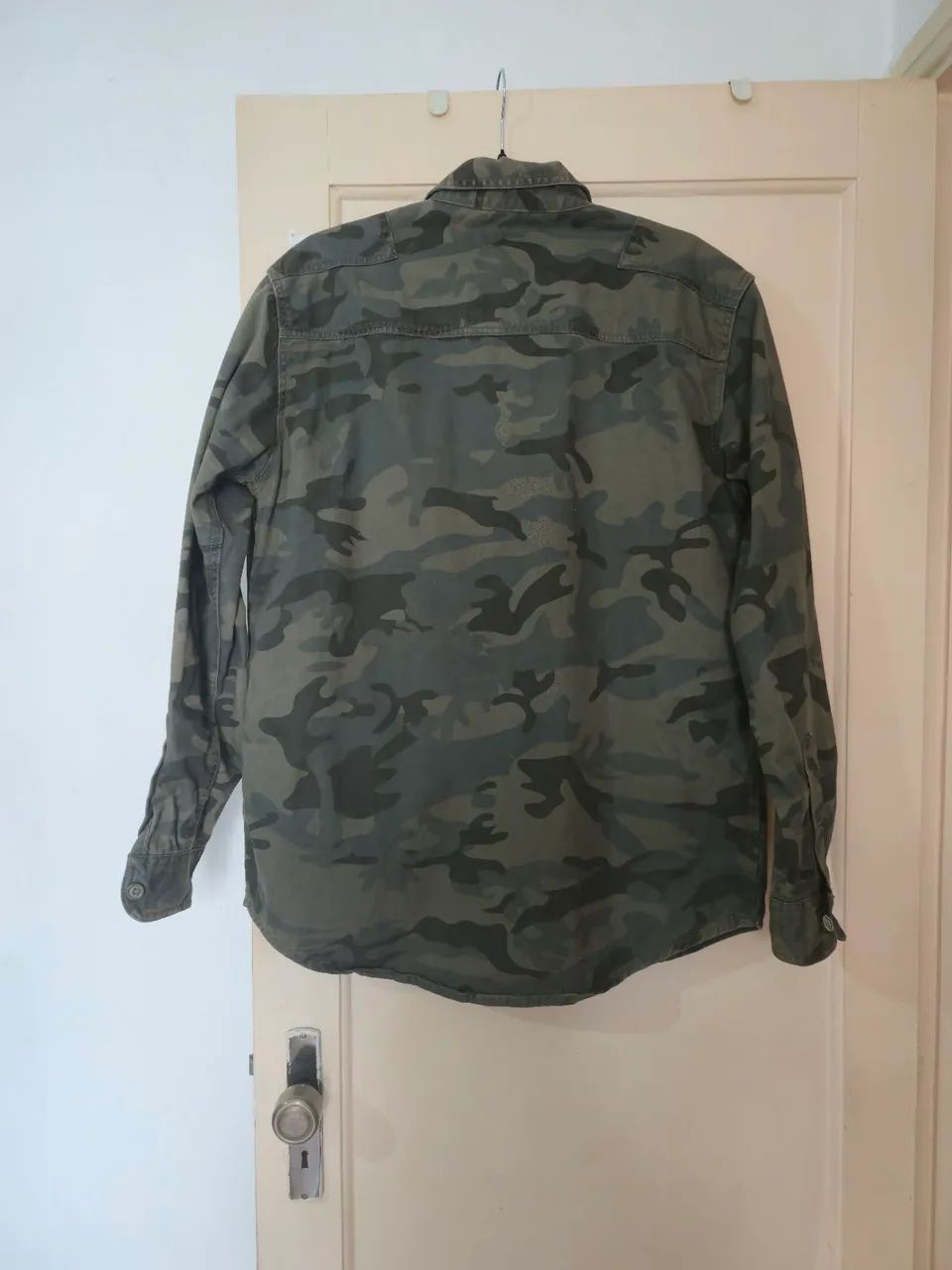 camisa militar em sarja m - Foto 3