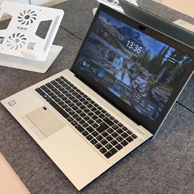 Notebook VAIO  - Intel Core i7 de 8ª geração, 8GB RAM, SSD 256GB e tela de 15.6 polegadas - Foto 4