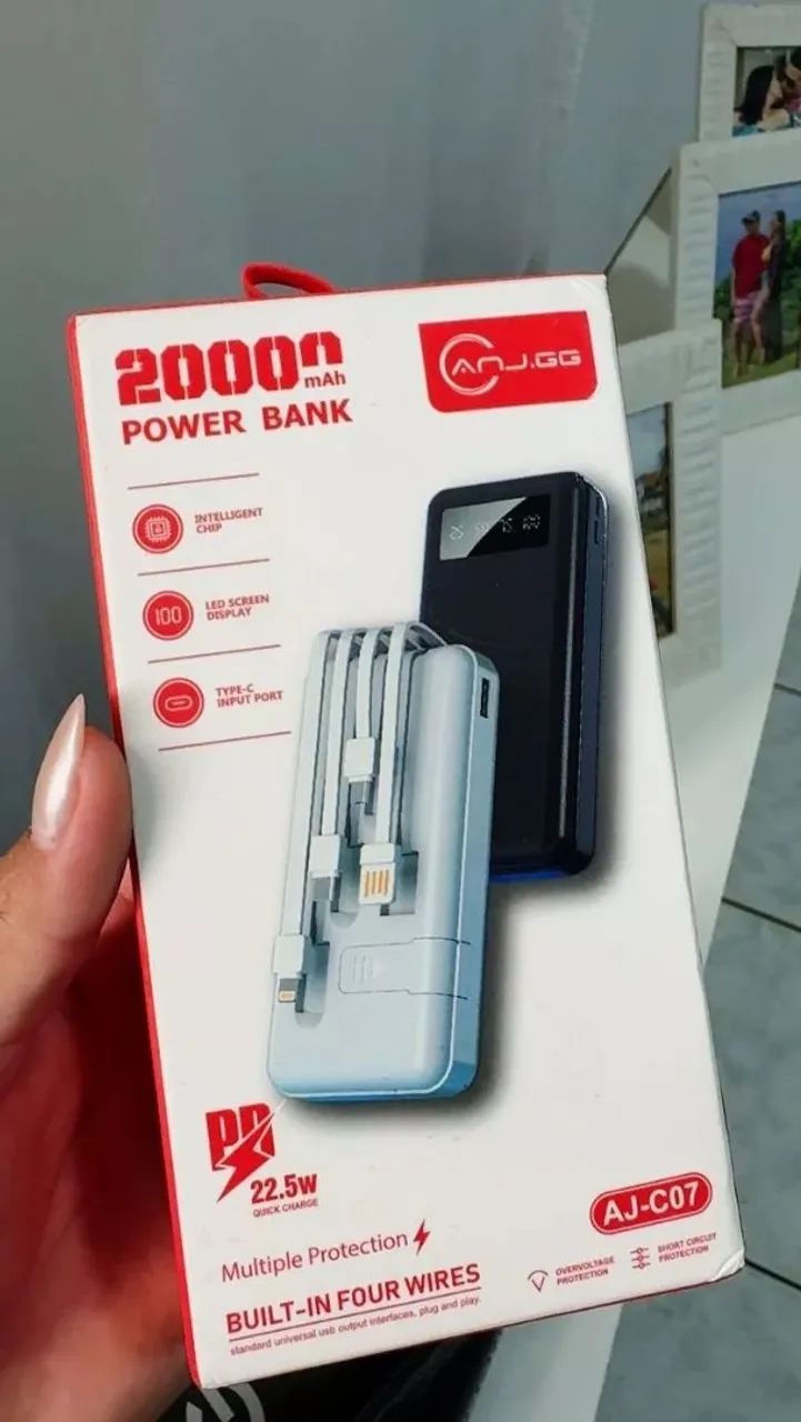 Power Bank 20.000mAh 3.1A com 4 Cabos e Display Digital