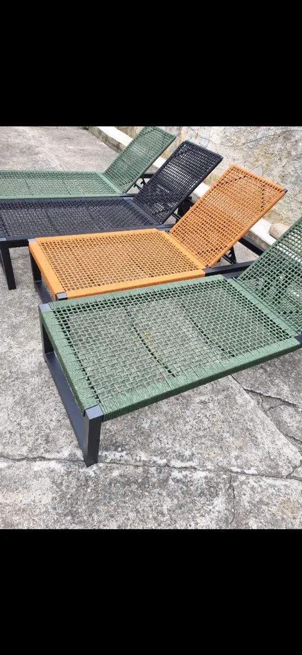 Espreguiçadeira de piscina