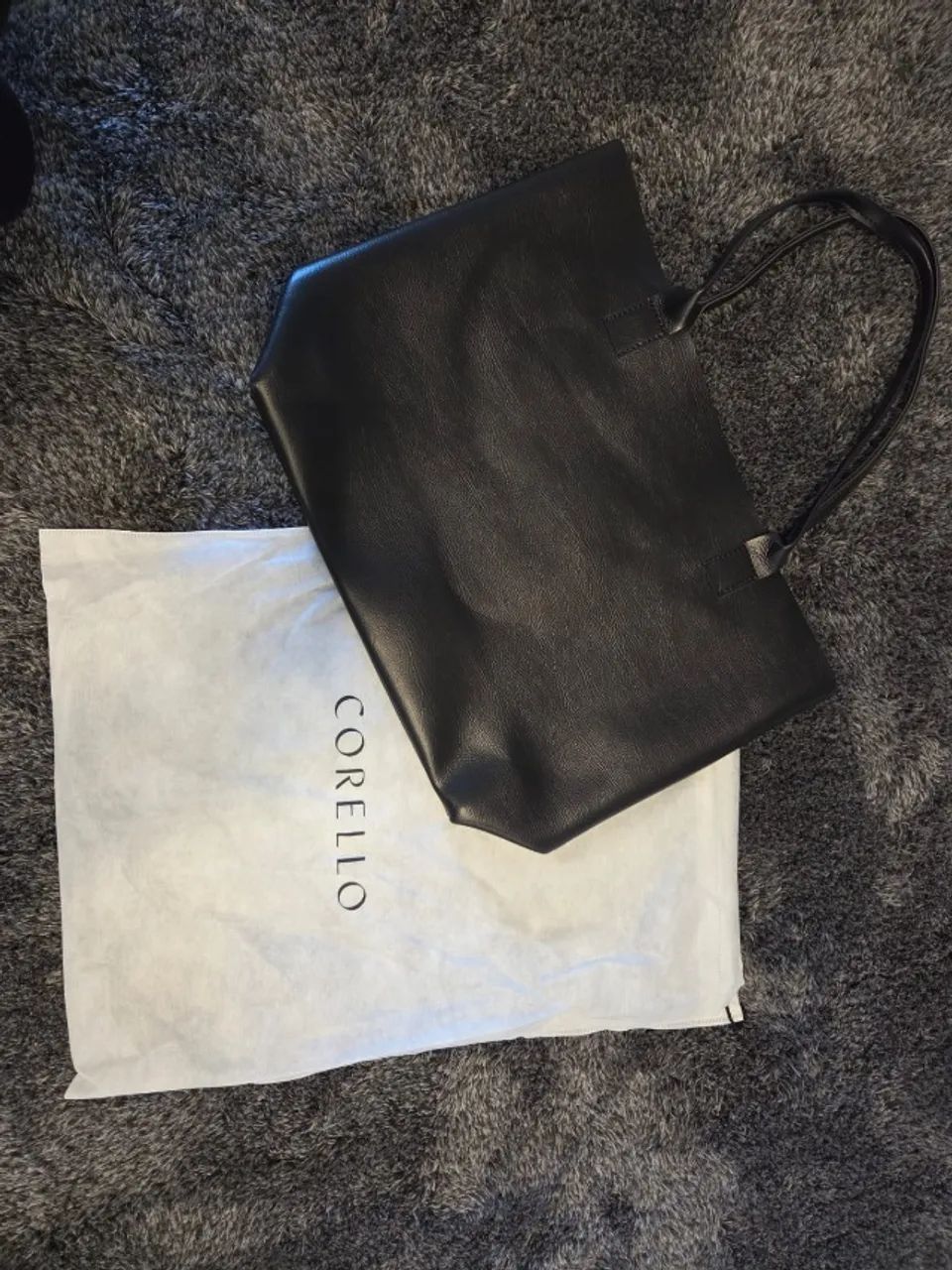 Bolsa estilo Sacola Corello Preta em Couro Legítimo - Nunca Usada (Com Dust Bag) - Foto 3
