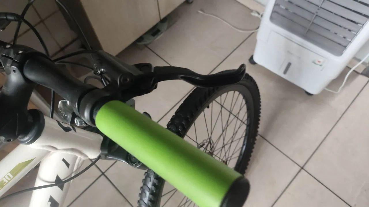 bicicleta aro 26  - Foto 4