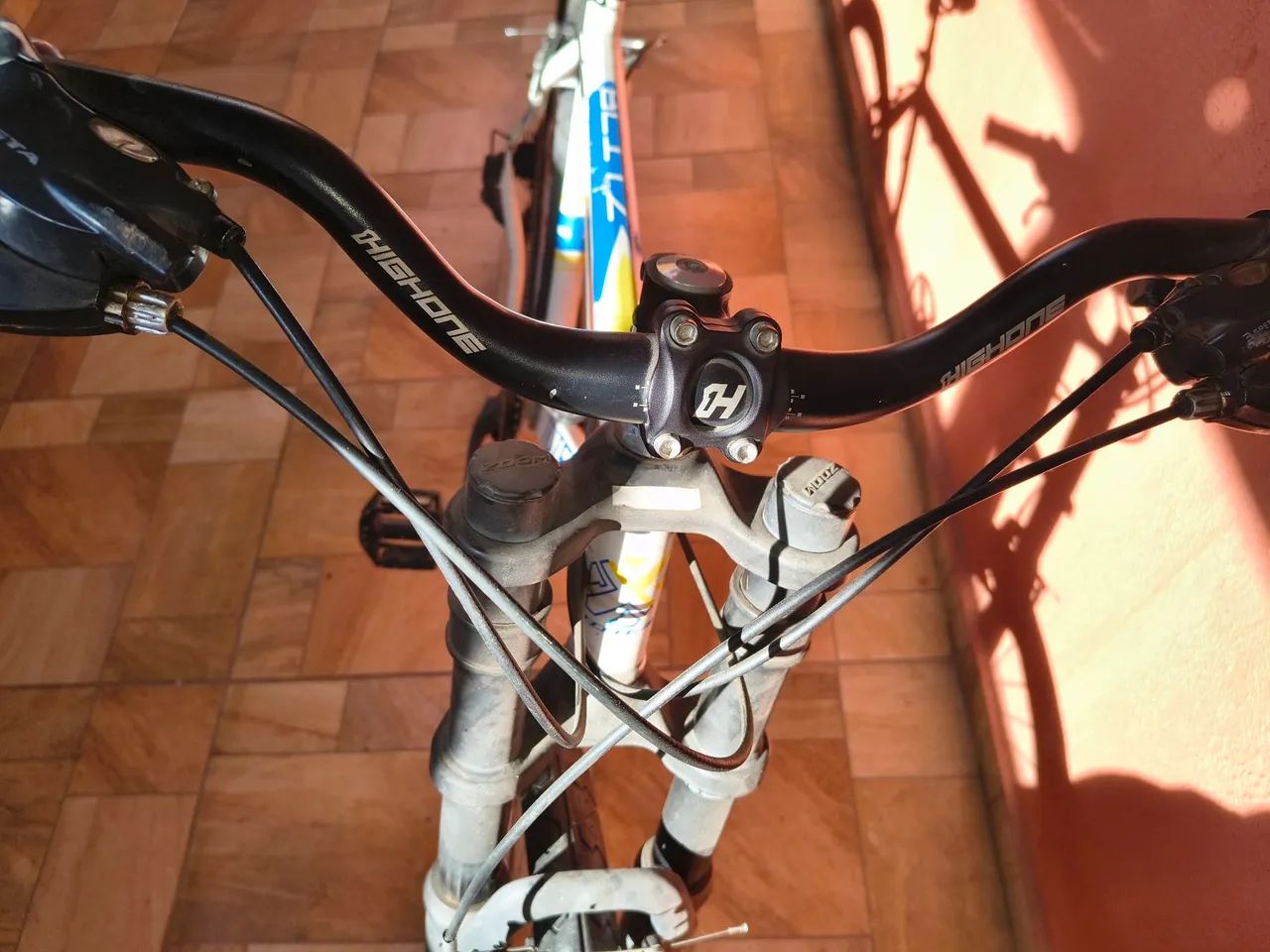 Bike Toten blitz aro 26 passador Shimano  - Foto 2