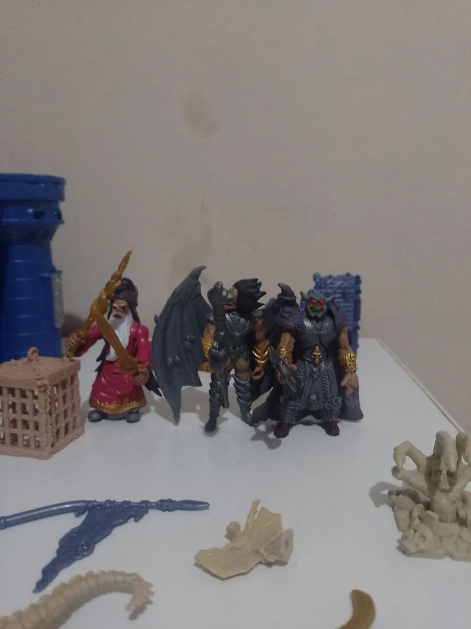 Castelo cenário com personagens e acessórios  - Foto 3