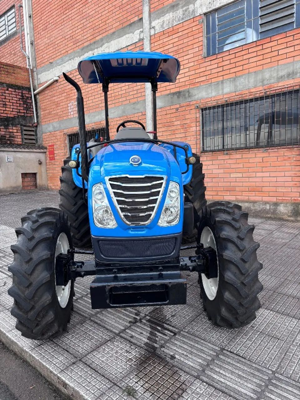 Trator LS Plus 90 - Foto 4