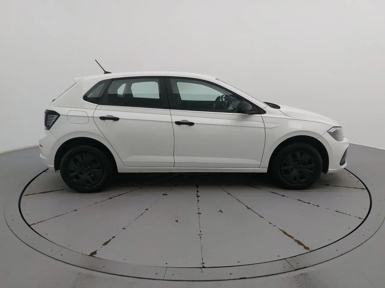 Volkswagen Polo Track 1.0 Flex 12V 5p, foto 6 de 18