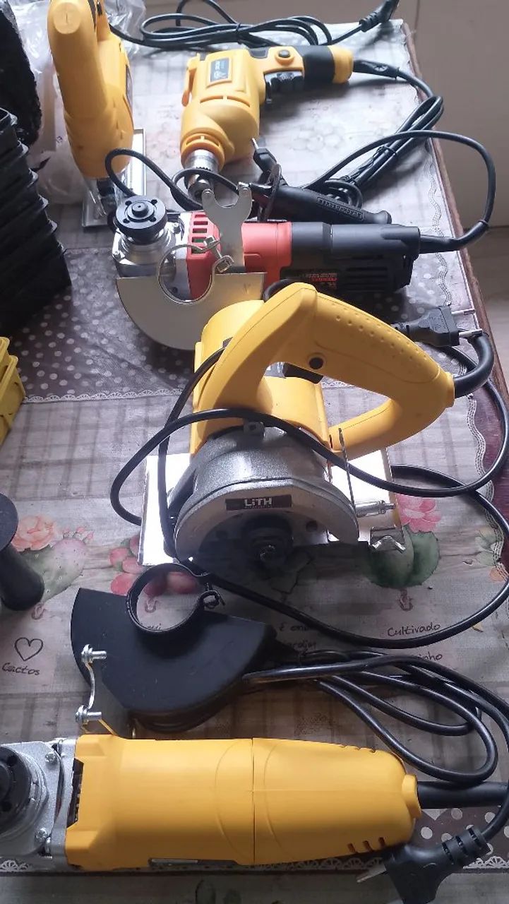Máquita 446558733767823361