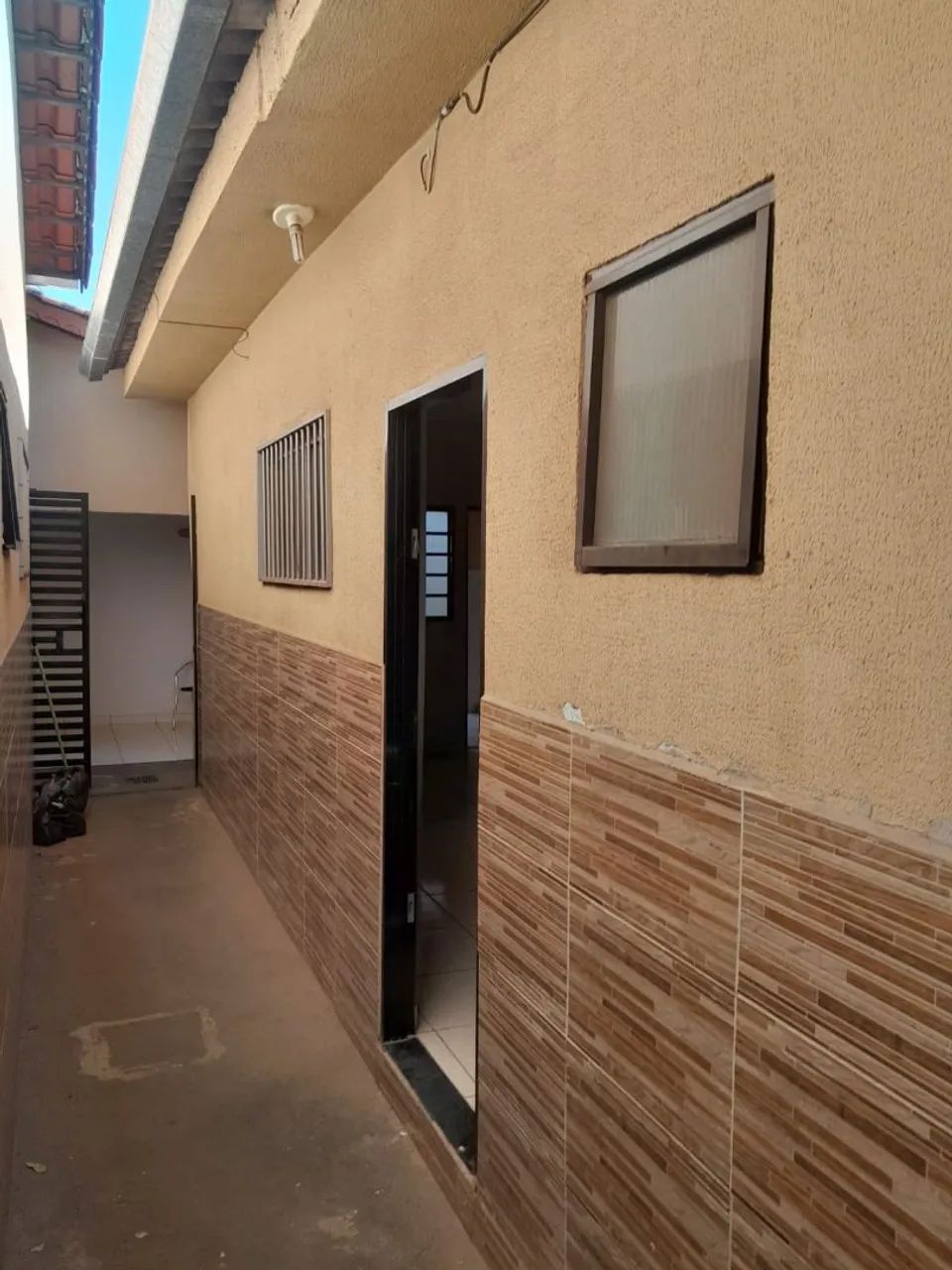 Centro oeste 02 Qts c/ Garagem 